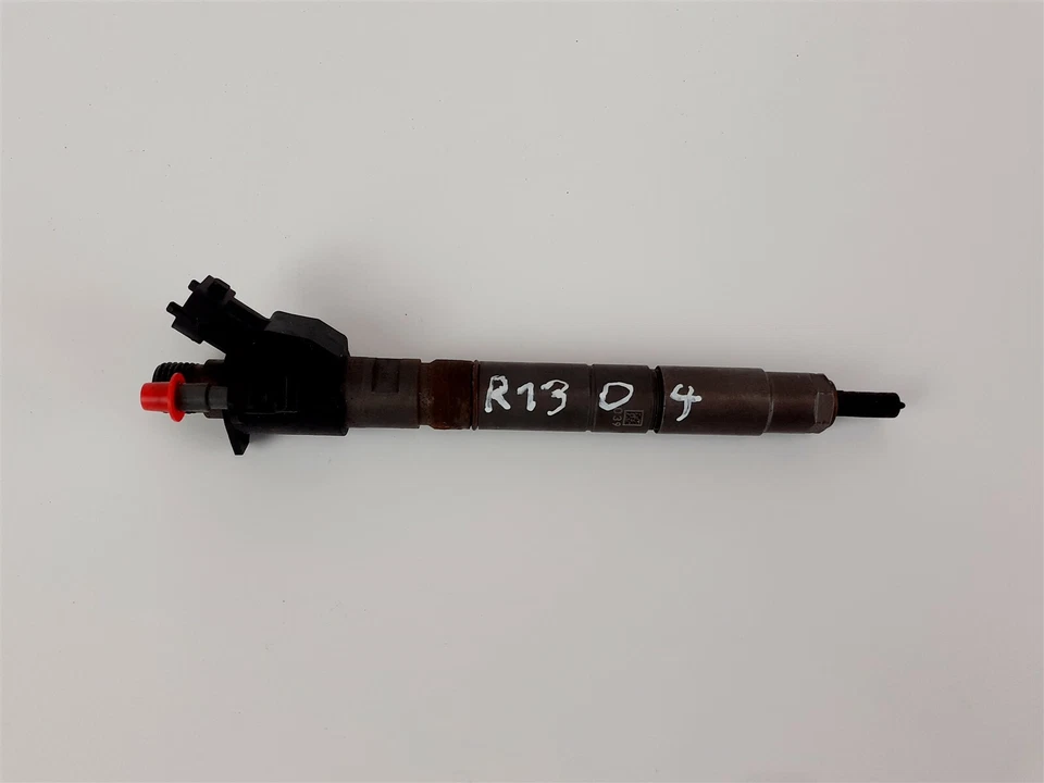 R304 VOLVO V60 2011-2013 FUEL INJECTOR 31303238 - image 4 of 4