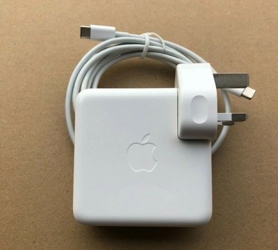 Apple MacBook Power Adapter Ladegerät 67W mit USB-C Kabel Original