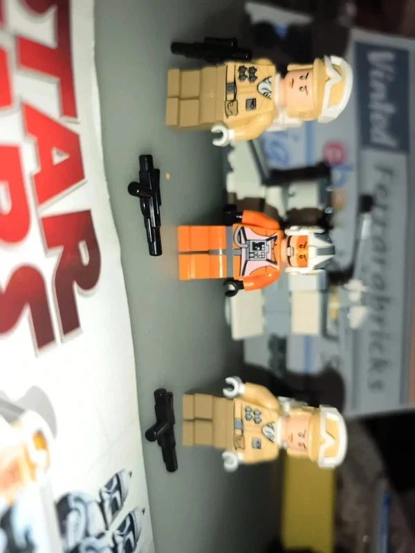 LEGO Star Wars 8083 Rebel Trooper Battle Pack, foto 2 di 3