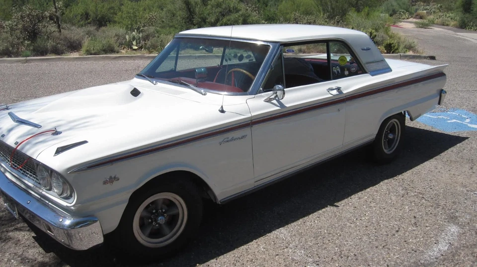 1963 Ford Fairlane  - Image 3 of 4