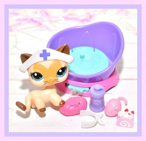 ️Authentic Littlest Pet Shop LPS #3573 SIAMESE Heart Face Shorthair Cat