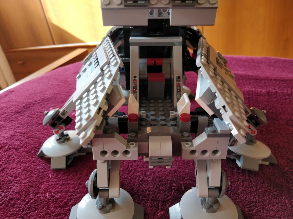 LEGO 75019, foto 4 di 5