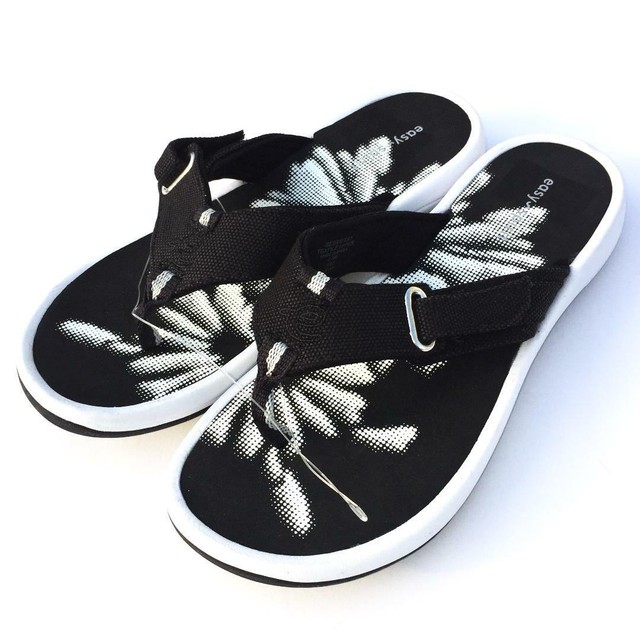 easy spirit flip flop sandals