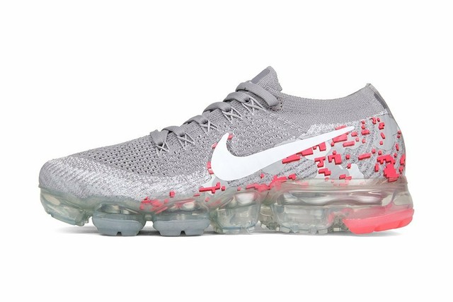 grey and pink nike vapormax