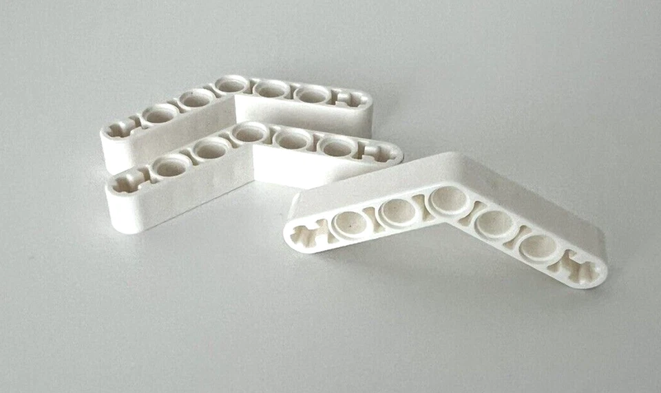 LEGO (x3) White Technic Beam 3 x 5 Bent 90 degrees, 3 and 5 Holes 32526 / 43886 - Изображение 2 из 3