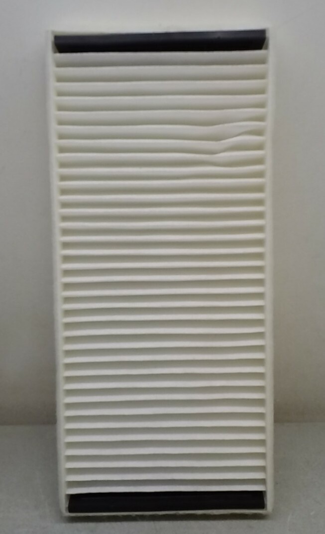 White rectangular P3652WS Bosch cabin air filter with horizontal slats and black frame made in USA.