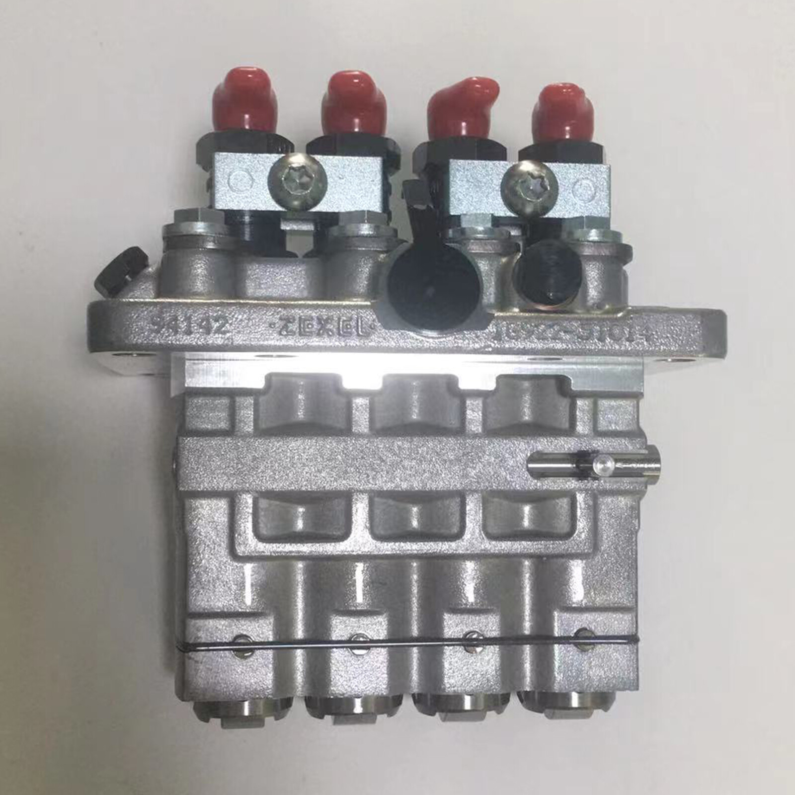 Fuel Injection Pump 7022162 6684828 For Bobcat S150 S175 S205 T180 