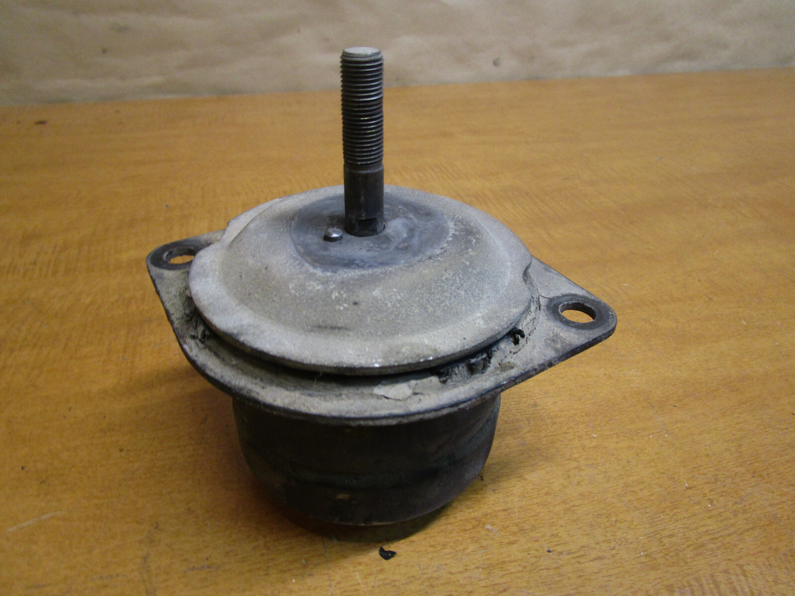 Ferrari 348, Mondial T - Engine Mount  - P/N 139469