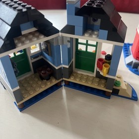 LEGO Creator 3 In 1 31051 Lighthouse 1 Bird Missing