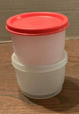 Tupperware Snack Cups #1229 4oz Storage Containers With Lids - Lot of 2