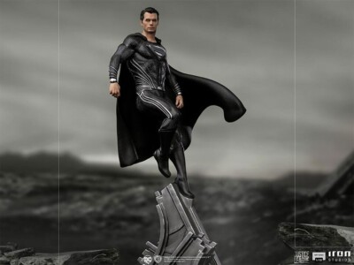 DC アイアン・スタジオ スタチュー 1/10 スーパーマン(ブラックスーツ) DC アイアン・スタジオ スタチュー 1/10 スーパーマン(ブラック