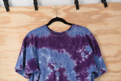 Tie Dye Dog Paw Print T- Shirt Blue/Purple Mens XL - Picture 11 of 11