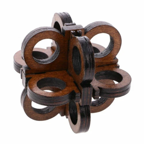 Cubi magici e rompicapi marrone in legno