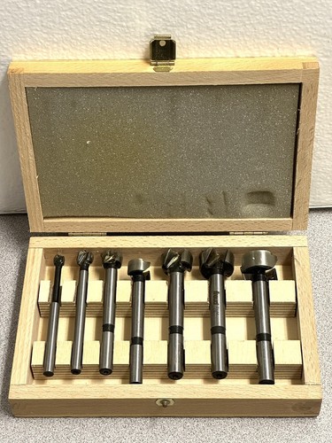 Freud 7 Piece Forstner Bit Set 1/4” To 1” In Wood Case Great Condition  - Afbeelding 1 van 2