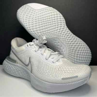 Nike ZoomX Invincible Flyknit Women's Size US 9 White Silver CT2229-101