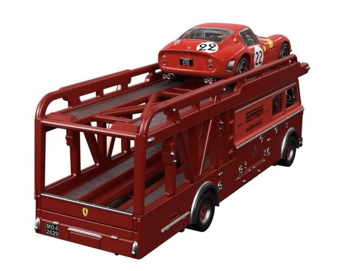 HOT WHEELS FERRARI 250 GTO & FIAT 642 BARTOLETTI HAULER TEAM