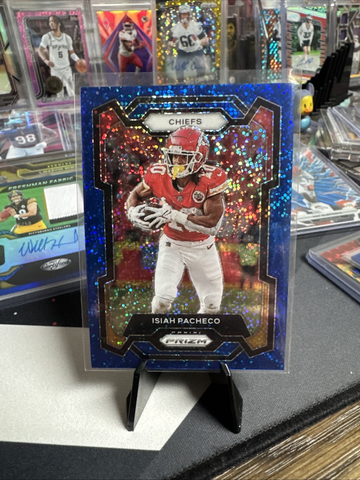 Isiah Pacheco - 2023 Prizm Blue Sparkle /96