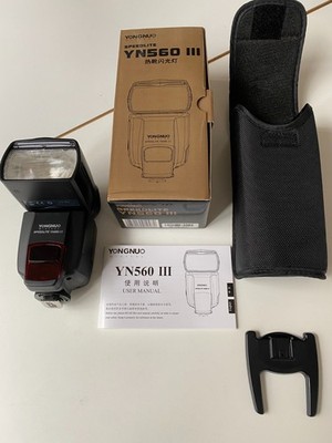 2 Stück Yongnuo digital Speedlite YN560 III