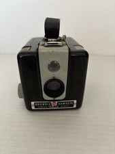 Camera/Photo-Vintage Kodak Brownie Hawkeye Flash Model Box Camera, 620 Film