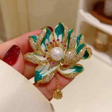 Luxury Zircon Crystal Lotus Flower Brooch Pin Pearl Thanksgiving Jewelry Gift