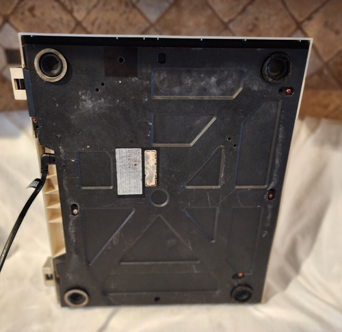 Technics SL-D20 Direct Drive Automatic Return Turntable w/ Audio-Technica 1001 - Picture 10 of 10