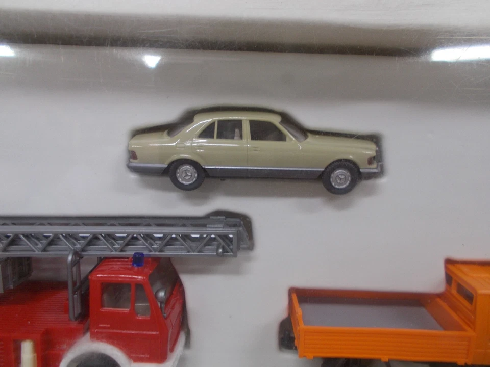 WIKING SET # 1 ~ CARS~UNIMOG~FIRE TRUCK~CARAVAN & TRUCK W/TRAILER ~HO SCALE - Image 3 of 4