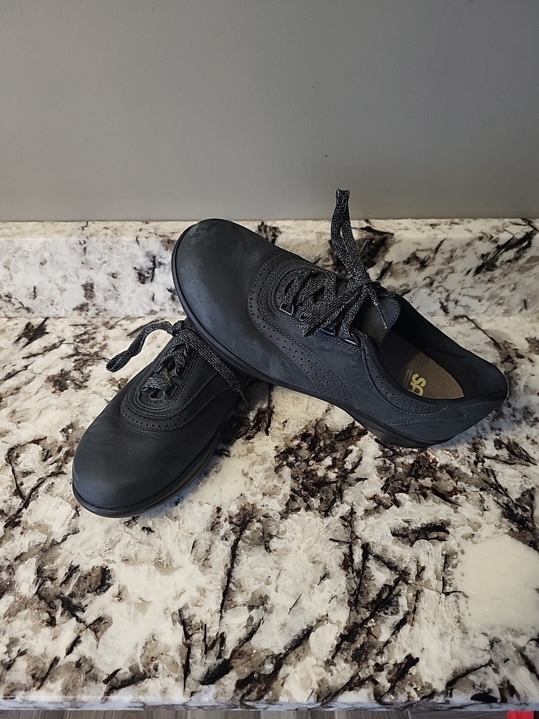 SAS G9926401 WOMENS SIZE WIDE BLACK LEATHER LACE UP DIABETIC