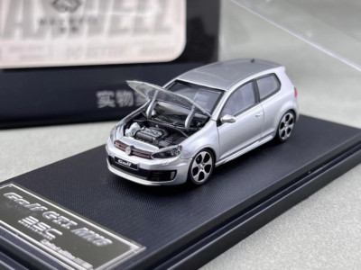 Maxwell 1:64 Silver VW Golf GTI MK6 Coupe Sports Model Diecast Metal Car