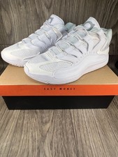 Nike KD 18 TB White Basketball Shoes IM0634 105 Men s Sz 8.5 Women s Sz 10