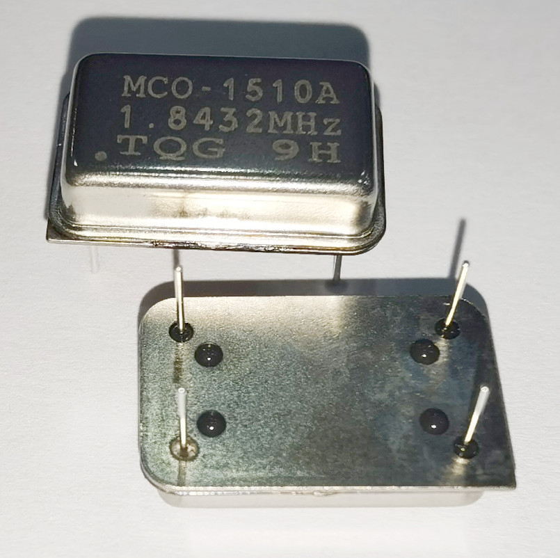 5Pcs DIP14 1.8432MHZ 1.8432M CRYSTAL OSCILLATORS Rectangle DIP-14 5V NEW