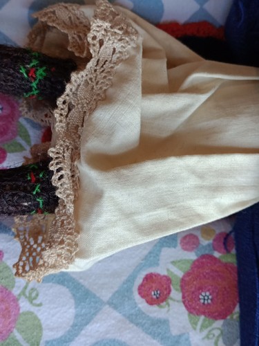 Handgefertigte Vintage-Puppen. Mann & Frau. Detaillierte jugoslawische Outfits. - Bild 20 von 22