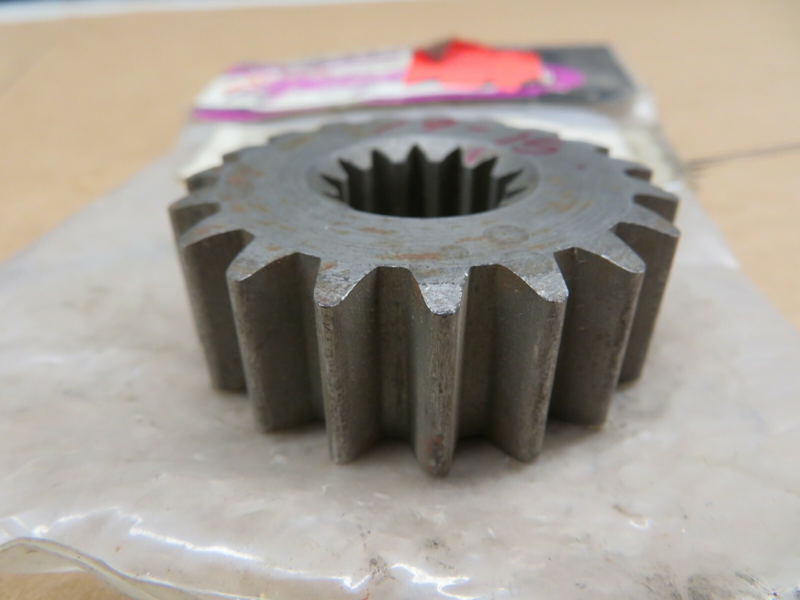 NOS BLACK MAGIC ARCTIC CAT SNOWMOBILE DRIVE CHAIN GEAR 19 TOOTH 15 WIDE