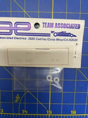 Associated 6623 Diff bushings NIP CADILLAC 