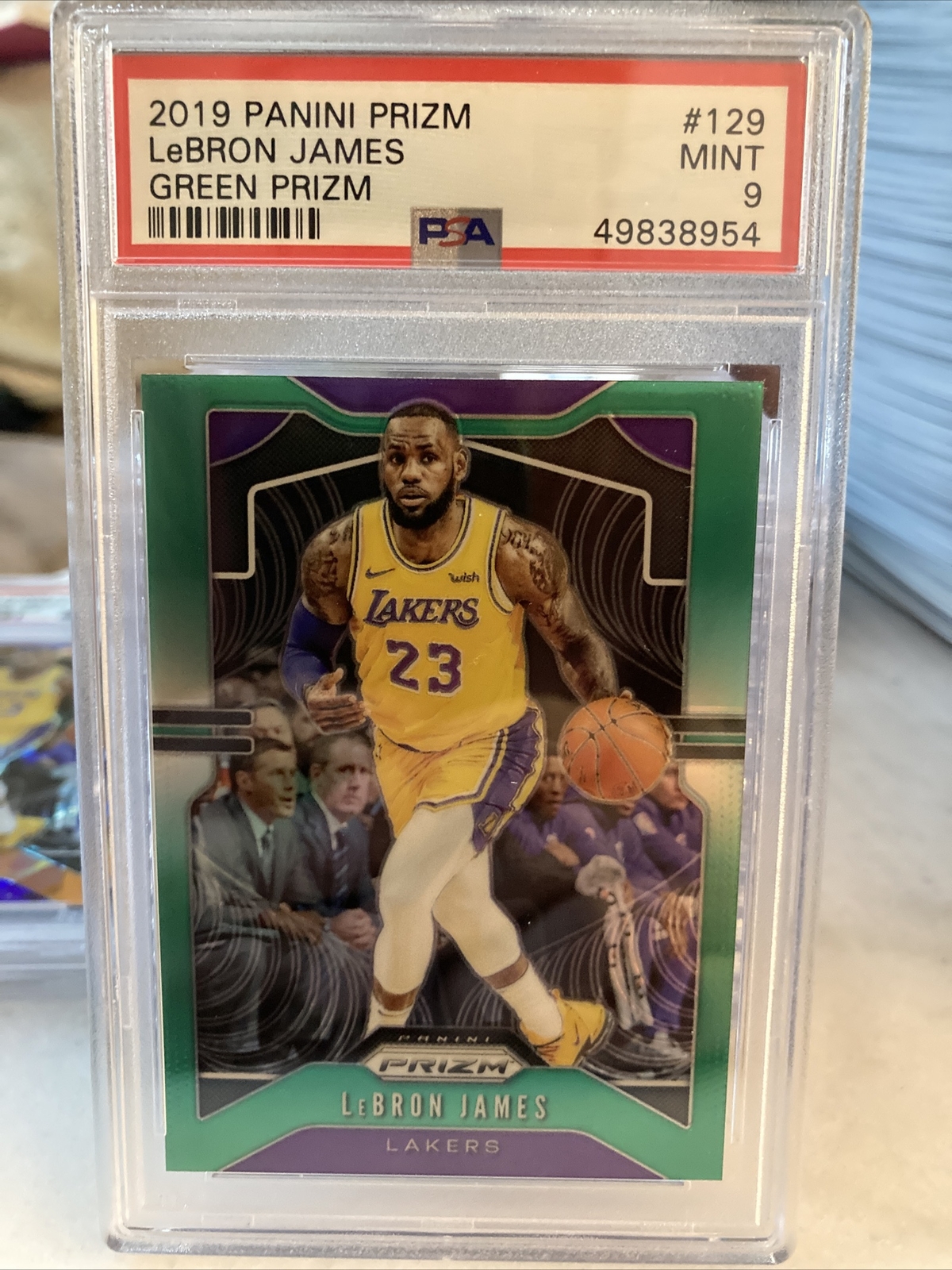 2019-20 Prizm Lebron James GREEN PSA9 MINT #129 Lakers INVEST