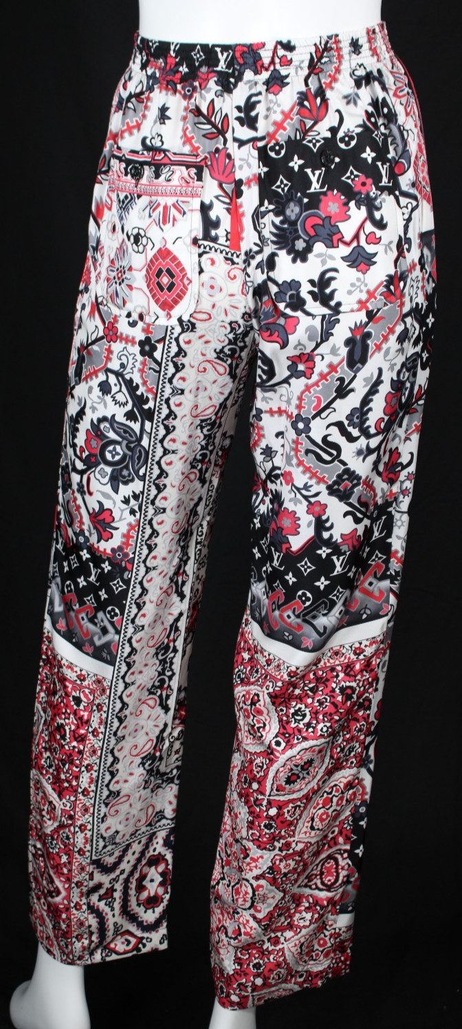 LOUIS VUITTON Spring 2023 Multi Monogram Bandana Print Silk Wide Leg Pants 34 image 7