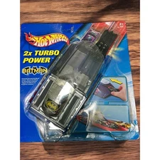 HOT WHEELS 2X TURBO POWER BATMAN LAUNCHER with 1:64 Car New on Card 2004 B5697