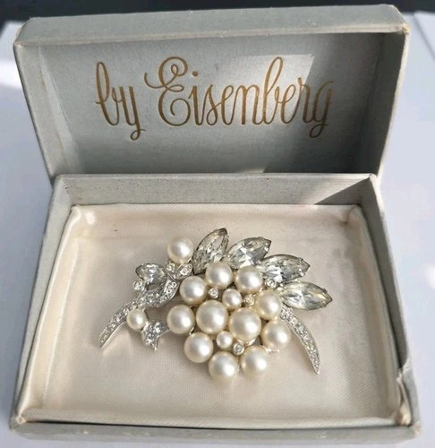 Vintage EISENBERG ICE Clear Rhinestone Pearl Flower Spray Silvertone Pin W/Box