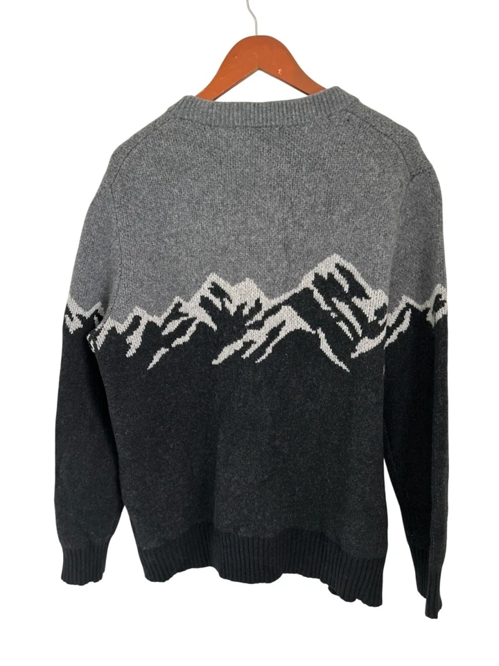 Banana Republic Mens Mountain Design Sweater L Gray & Black Wool Blend Crewneck - Image 4 of 4