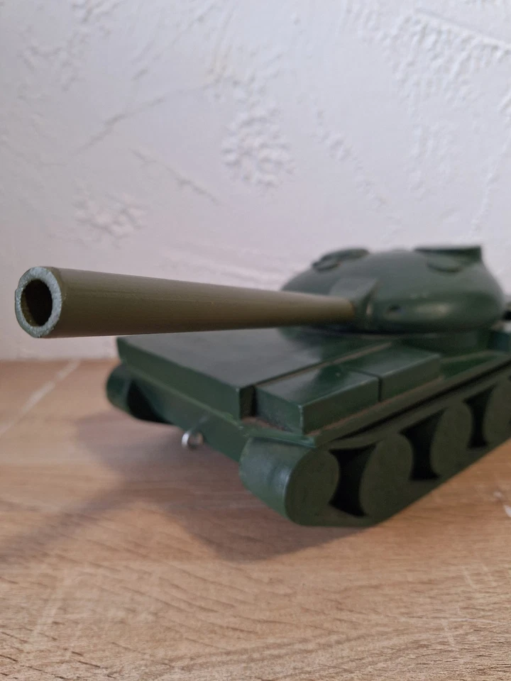 Panzer Bundeswehr Lehrmodell Kpz T 62 Bund Maßstab 1:20 2,3kg RUSSLAND RAR - Bild 3 von 4