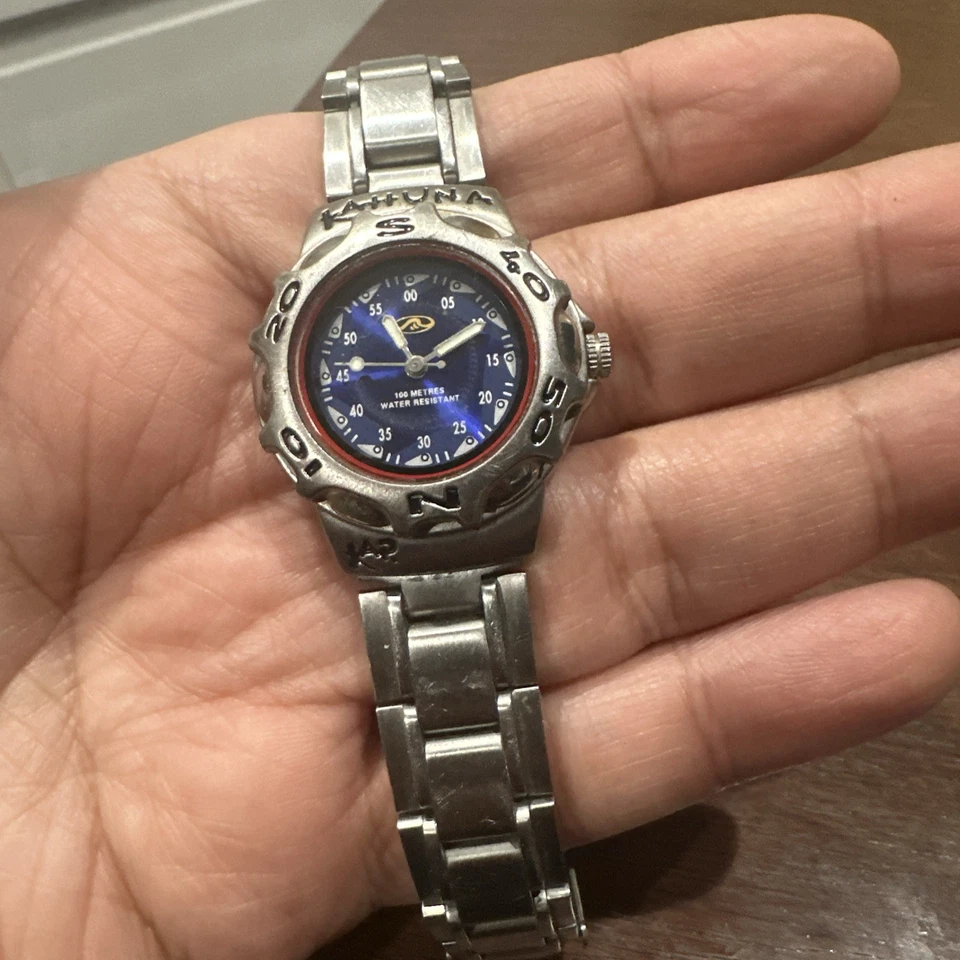 Working Kahuna Ladies 30mm Divers Style Blue/Red Dial Quartz Watch Vintage Rare - Image 2 of 4