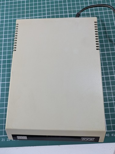 Zoom Telephonics, w tym Zoom V.32bis Zewnętrzny modem faksu 14,4x - Zdjęcie 5 z 15
