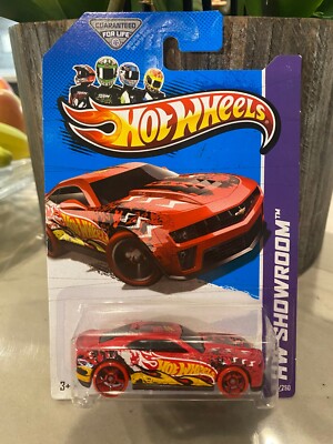 2013 Hot Wheels '12 Camaro ZL1 Red HW Showroom New