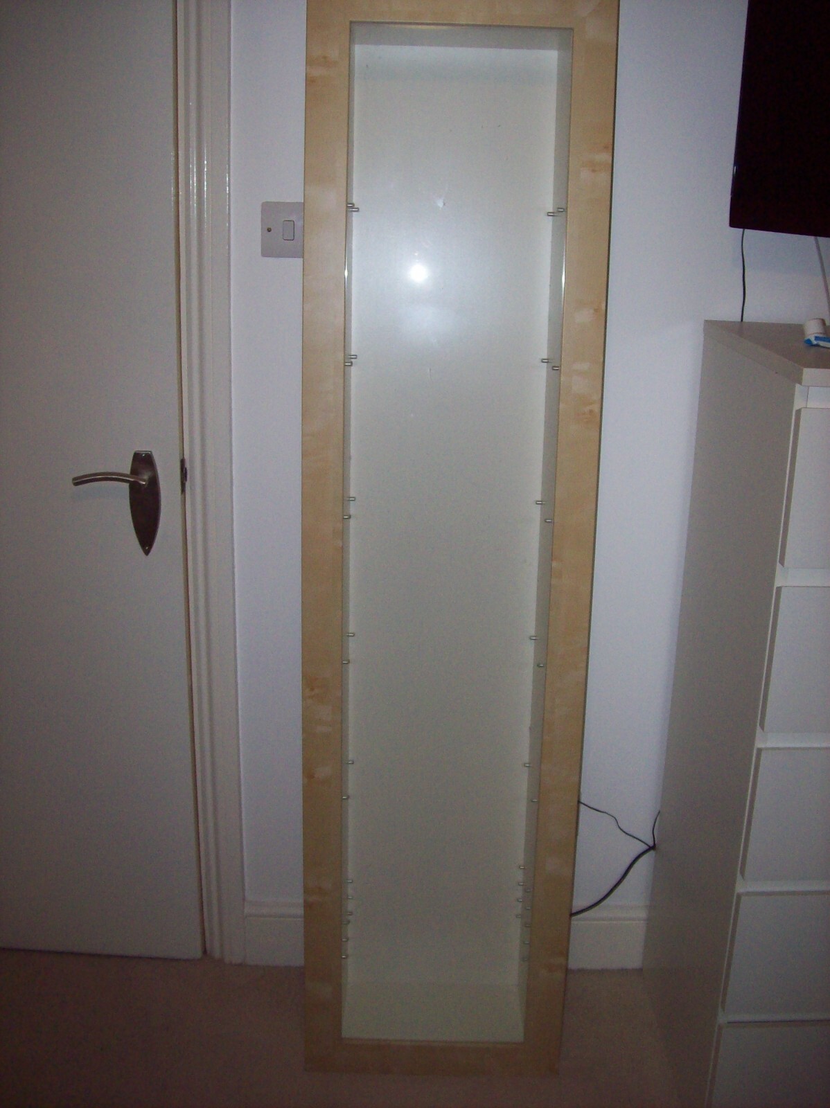 IKEA BERTBY BIRCH & GLASS WALL DISPLAY CASE 9 GLASS SHELVES