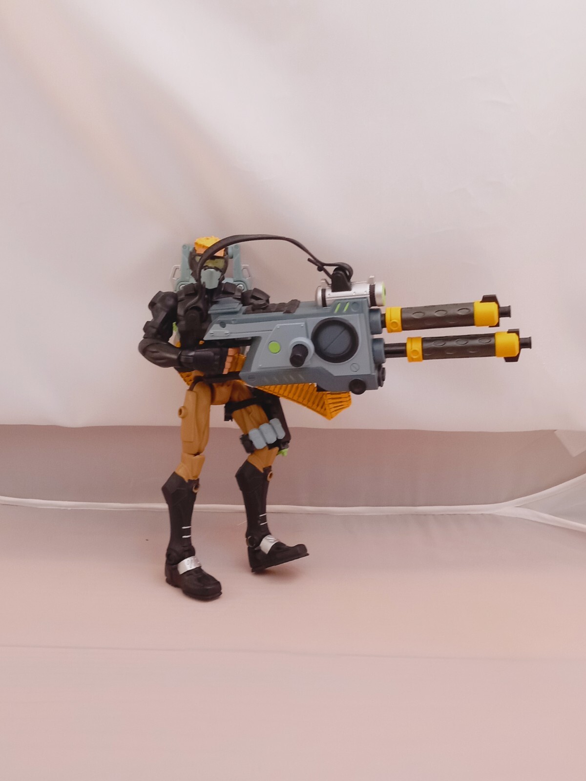 GI Joe Sigma 6 Duke Frontal Assault 2006 Figure and Weapons