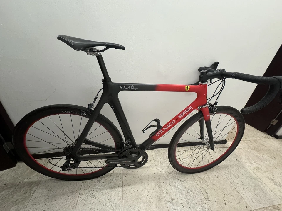 Bicicleta de carretera de carbono CF1 edición limitada rara y coleccionable Colnago para Ferrari Foto 4 de 4