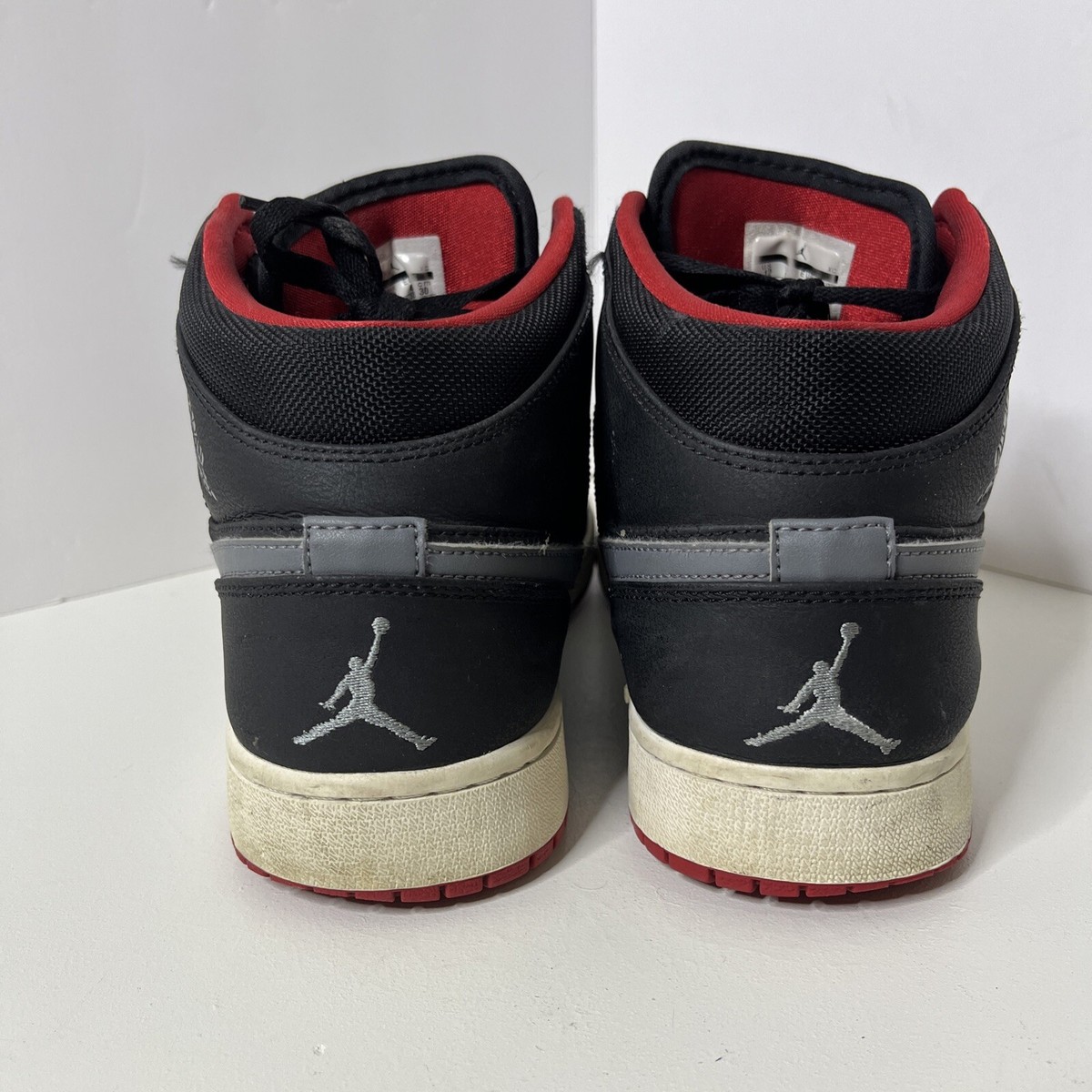 Nike Air Jordan 1 Mid Black Cool Grey Gym Red Shoes Sneakers 554724-004 Sz 8.5 NIKE AIR JORDAN 1 MID BLACK-COOL GREY-GYM RED SZ 9 RARE  main image 3