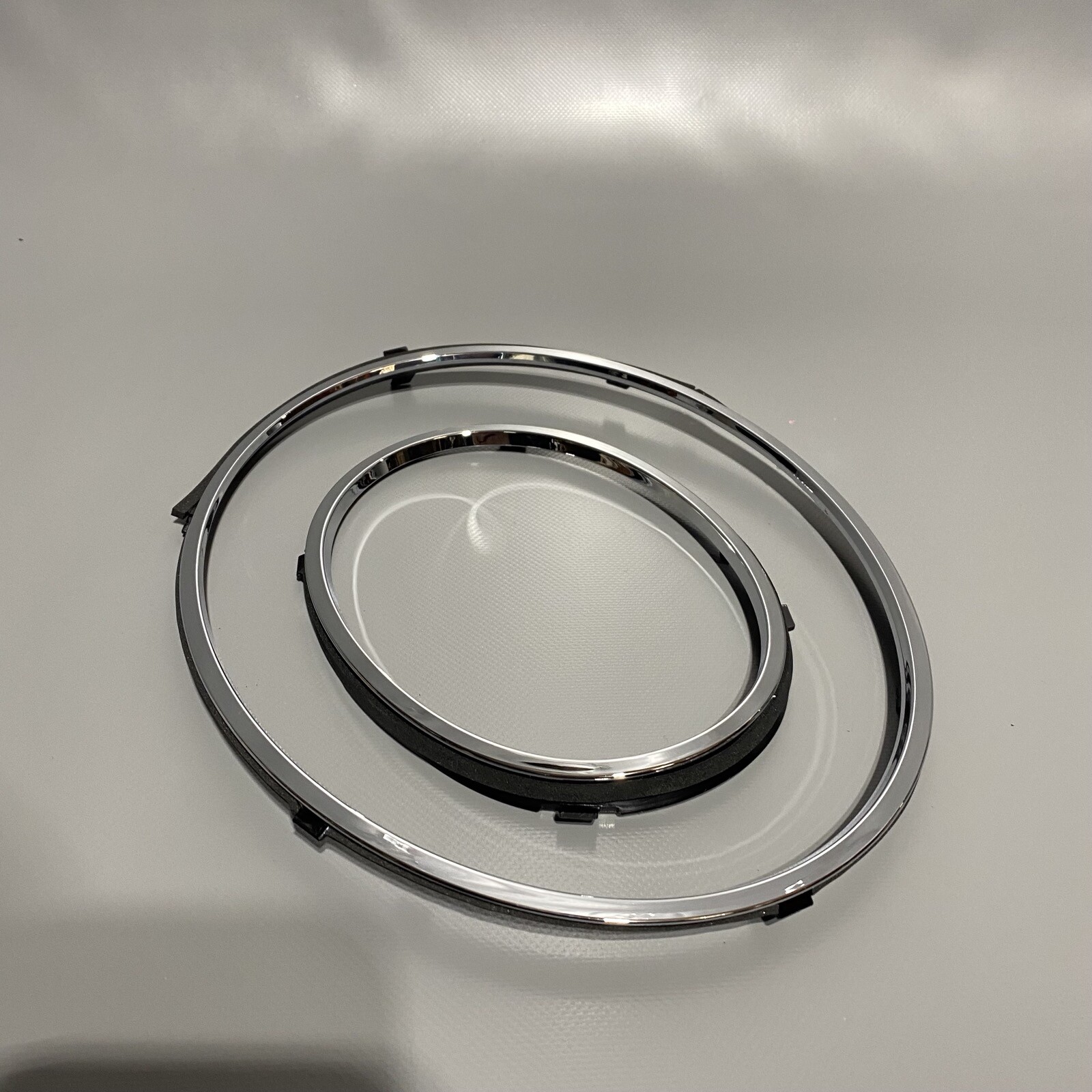BENTLEY BENTAYGA TRIM RINGS LEFT 36A807823C OEM 2017 2018