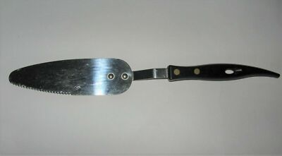 VTG Stanley Serated Cake or Pie Slicer Server - Stainless, Riveted - Well Made