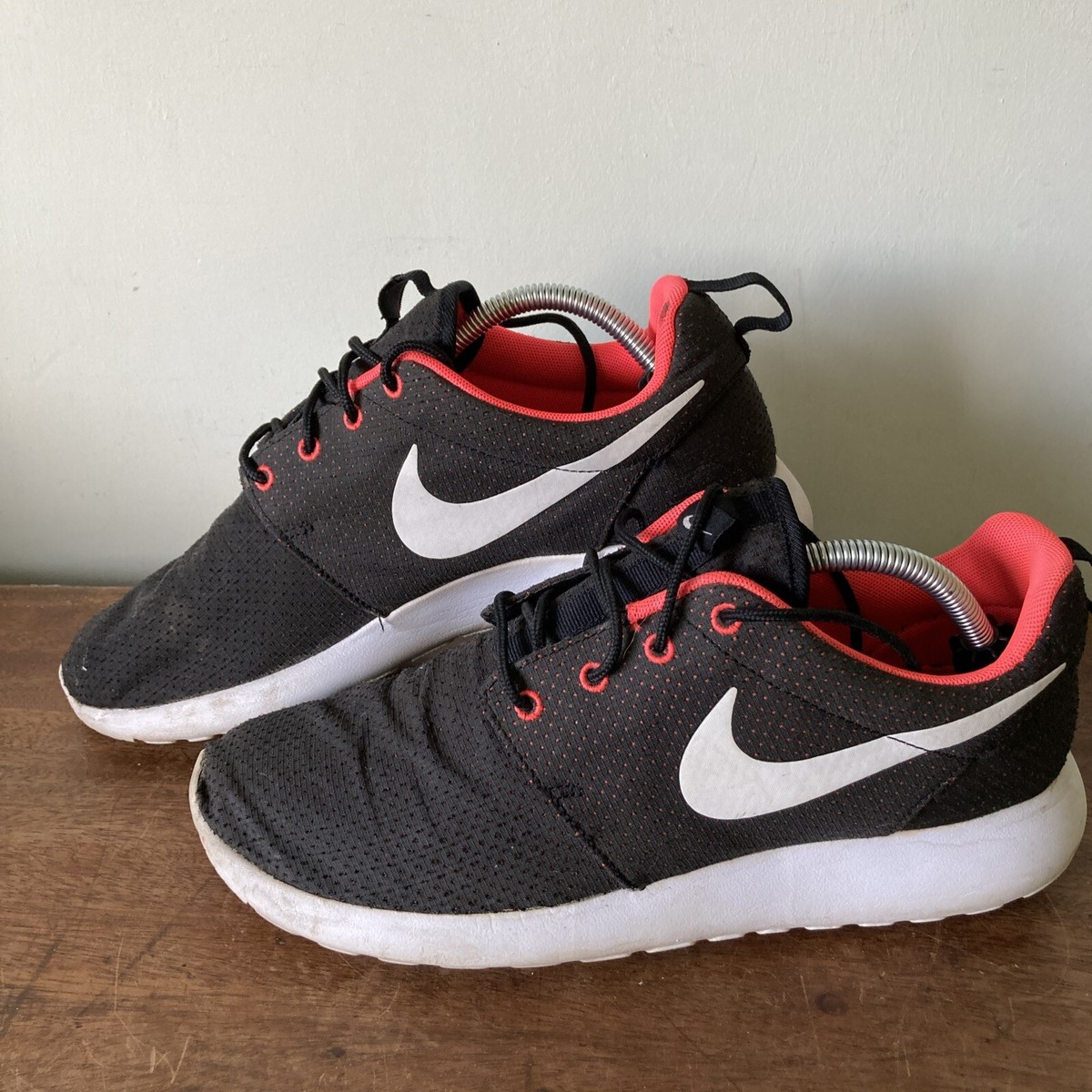 Nike Women's Roshe Run 511882-090 Sneaker Shoes Trainers Size UK