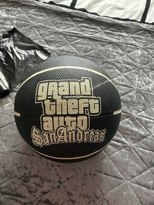 Grand Theft Auto San Andreas Basketball Limited Edition Sammlerstück Selten